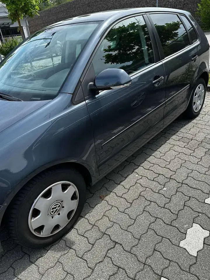 Gebraucht VW Polo Comfortline 60 PS (44 kW) 2009 Schwarz Kleinwagen