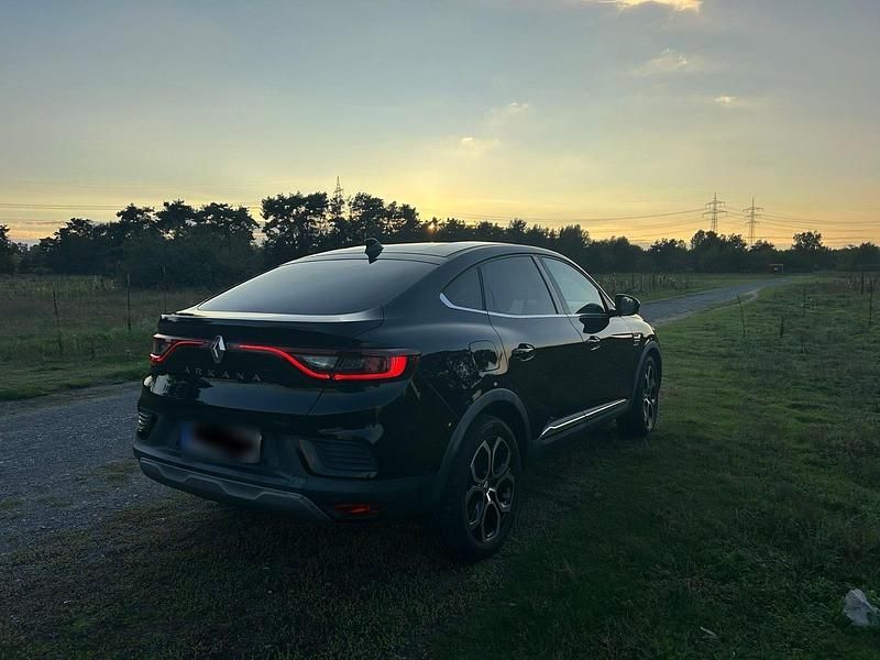 Gebraucht Renault Arkana 145 PS (106 kW) 2022 Schwarz SUV