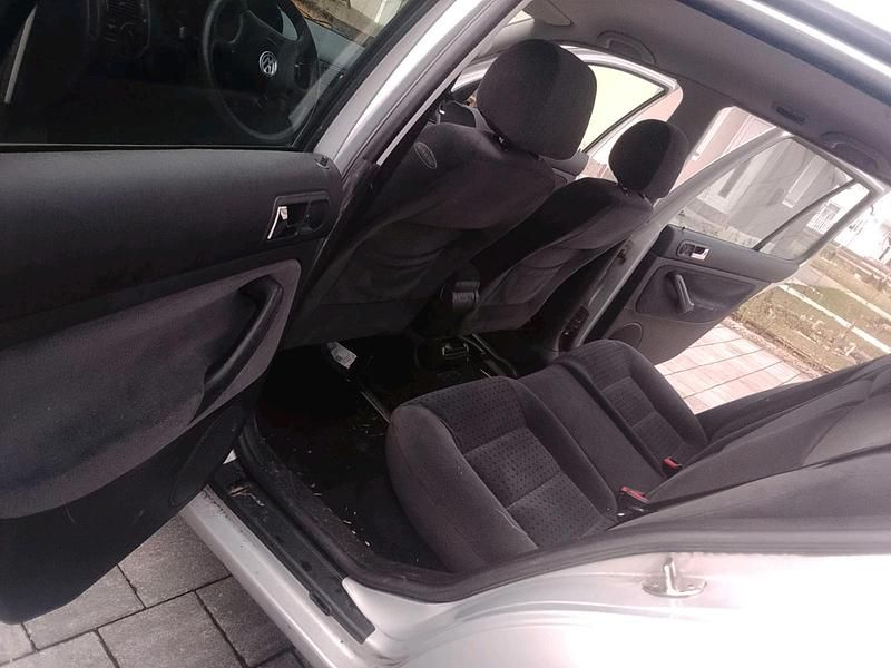 Gebraucht VW Golf III 110 PS (80 kW) 1998 Silber Limousine