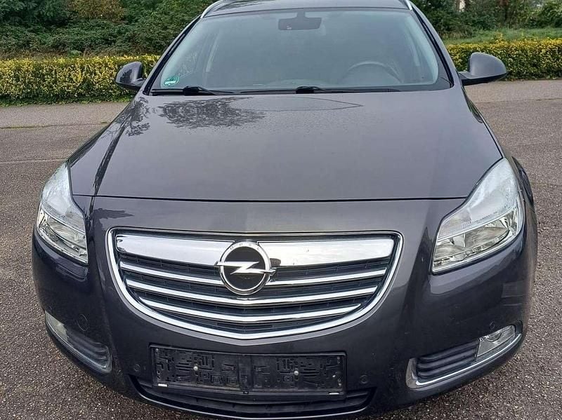 Karbongrau Gebraucht 2009 Opel Insignia Edition Kombi | 2.600 € (Superpreis) - Bild 1/4