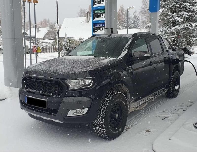 Pantherschwarz metallic Gebraucht 2017 Ford Ranger Wildtrack Abholung | 23.900 € (Fairer Preis) - Bild 1/1