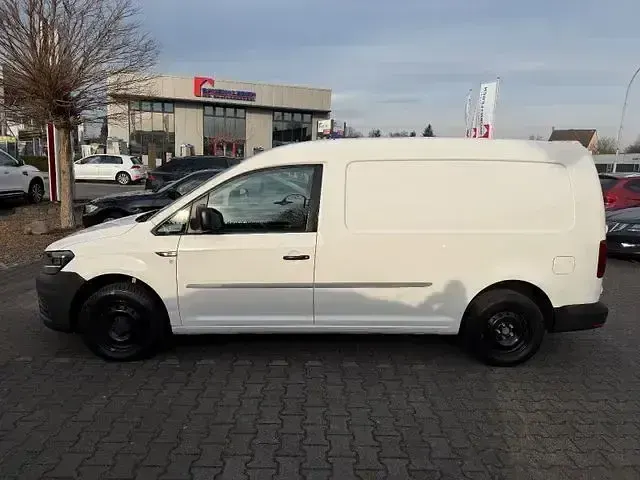 Usado VW Caddy 150 HP (110 kW) 2017 Branco Monovolume