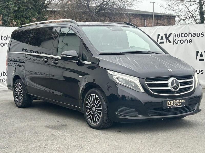 Gebraucht Mercedes V250 Avantgarde Edition 190 PS (139 kW) 2017 Obsidianschwarz metallic Van / Kleinbus