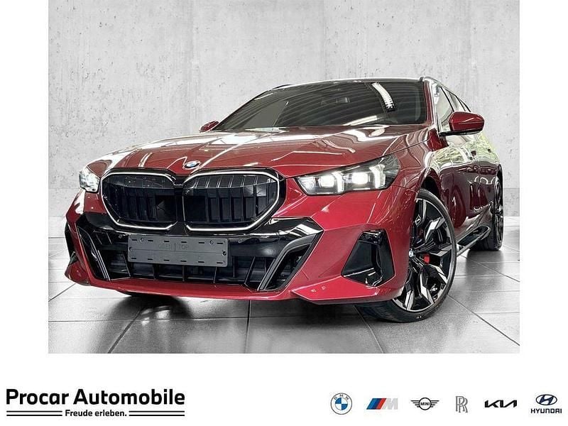 Dragon fire rot Gebraucht 2025 BMW 520 Performance Kombi | 71.990 € (Teuer) - Bild 1/4
