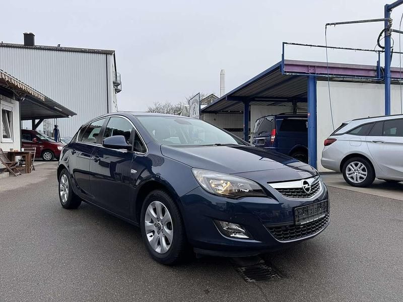 Gebraucht Opel Astra Sport 165 PS (121 kW) 2012 Ozean blau (p2) Kleinwagen