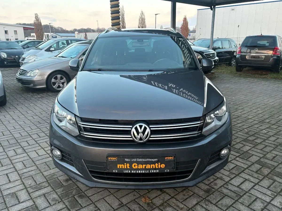 Gebraucht VW Tiguan LOUNGE 150 PS (110 kW) 2016 Grau SUV