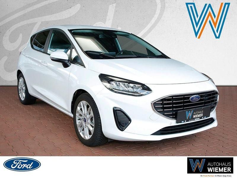 Gebraucht Ford Fiesta Titanium 101 PS (74 kW) 2023 Weiß Kleinwagen