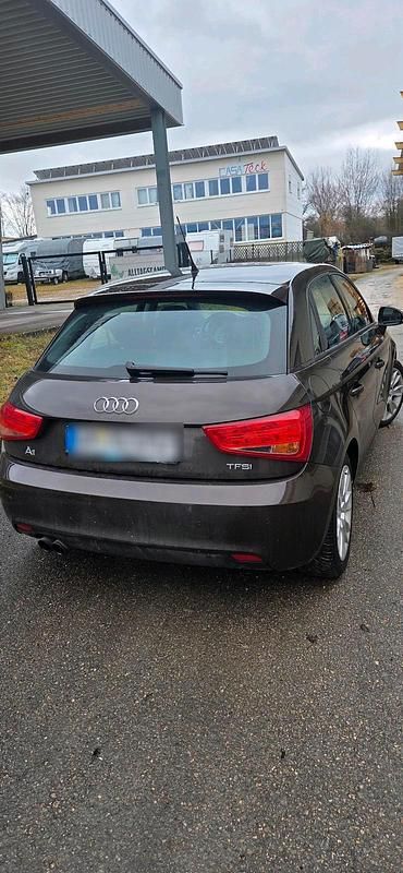 Gebraucht Audi A1 Sport 122 PS (89 kW) 2012 Braun Kleinwagen