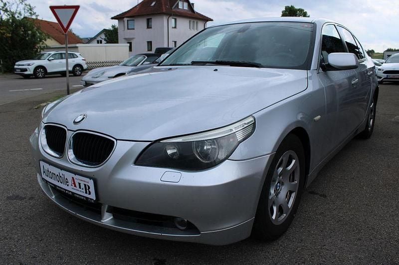 Silber Gebraucht 2005 BMW 525 Limousine | 2.290 € (Guter Preis) - Bild 1/4
