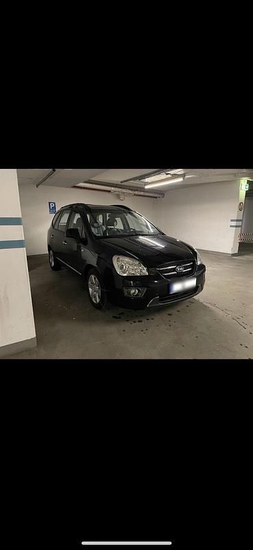 Schwarz Gebraucht 2008 Kia Carens Van / Kleinbus | 5.700 € (Fairer Preis) - Bild 1/4