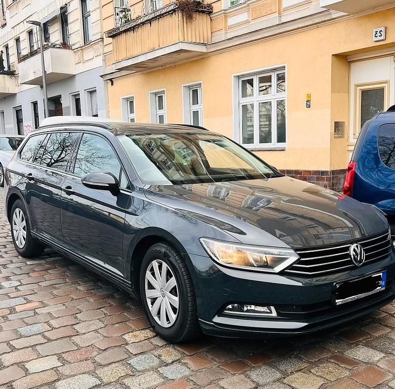 Gebraucht VW Passat 150 PS (110 kW) 2015 Grau Kombi