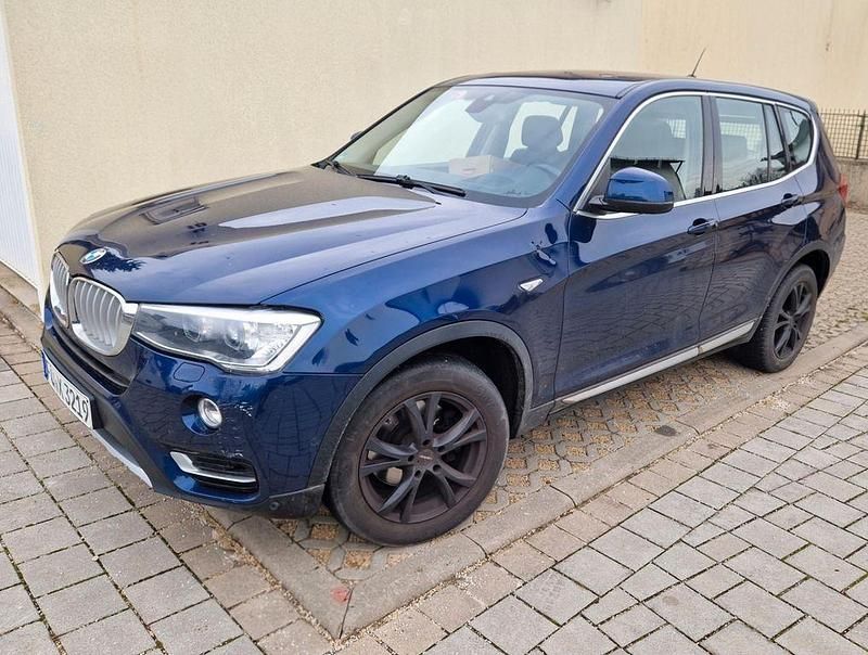Blau Gebraucht 2015 BMW X3 xLine SUV | 13.000 € (Superpreis) - Bild 1/3