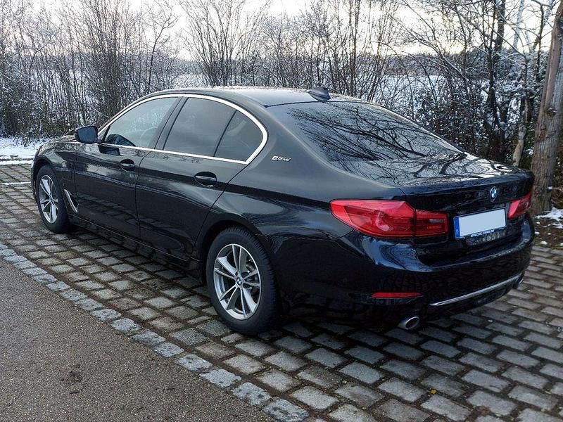 Gebraucht BMW 530e Comfort Edition 252 PS (185 kW) 2018 Schwarz Limousine
