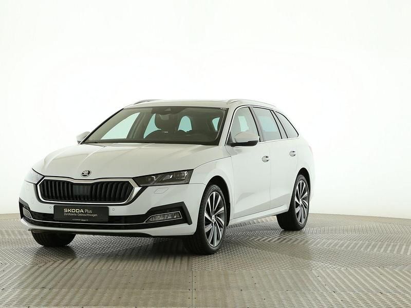 Moonweiss perleffekt Gebraucht 2024 Skoda Octavia Style Kombi | 33.930 € (Etwas zu teuer) - Bild 1/4