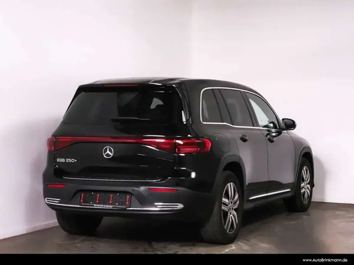 Gebraucht Mercedes EQB250+ 139 kW (190 PS) 2025 Lack kosmosschwarz SUV