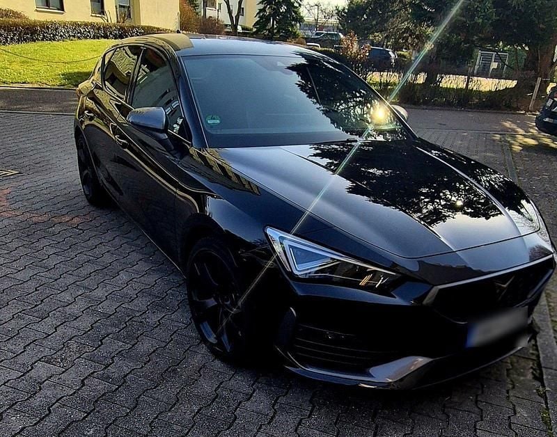 Gebraucht Cupra Leon 150 PS (110 kW) 2023 Schwarz Limousine