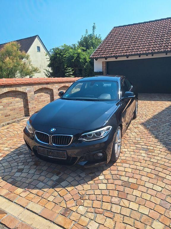 Schwarz Gebraucht 2015 BMW 220 M Sport Coupé | 22.950 € (Etwas zu teuer) - Bild 1/4