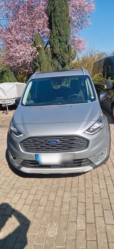 Gebraucht Ford Tourneo Active 120 PS (88 kW) 2021 Grau Kombi