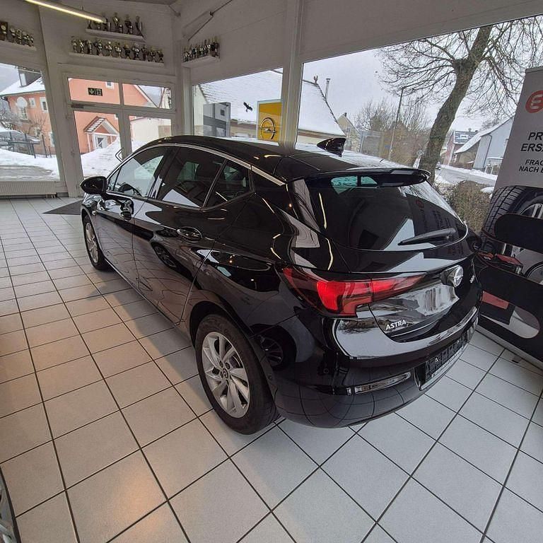 Gebraucht Opel Astra Innovation 125 PS (91 kW) 2017 Other Limousine