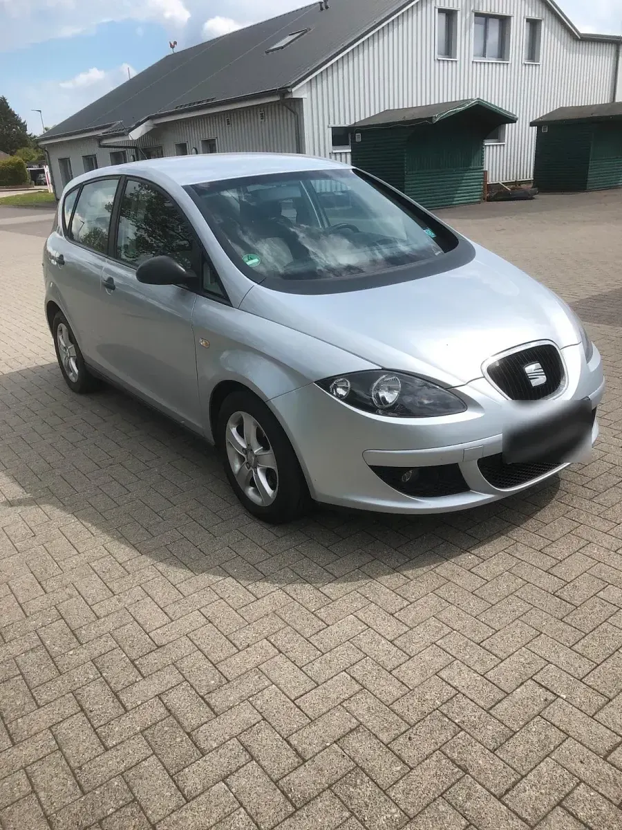 Używany Seat Altea 105 KM (77 kW) 2007 Srebrny Kombi