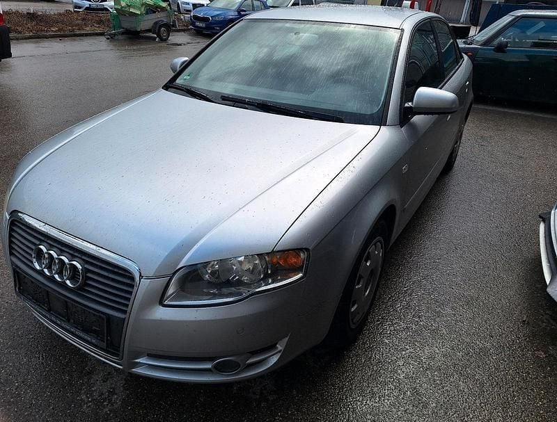 Gebraucht Audi A4 102 PS (75 kW) 2007 Silber Limousine