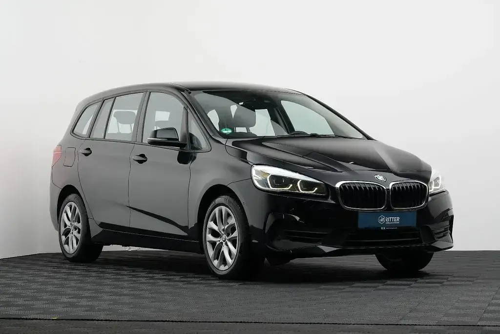 Gebraucht BMW 218 Gran Tourer Advantage 150 PS (110 kW) 2022 Schwarz Van / Kleinbus
