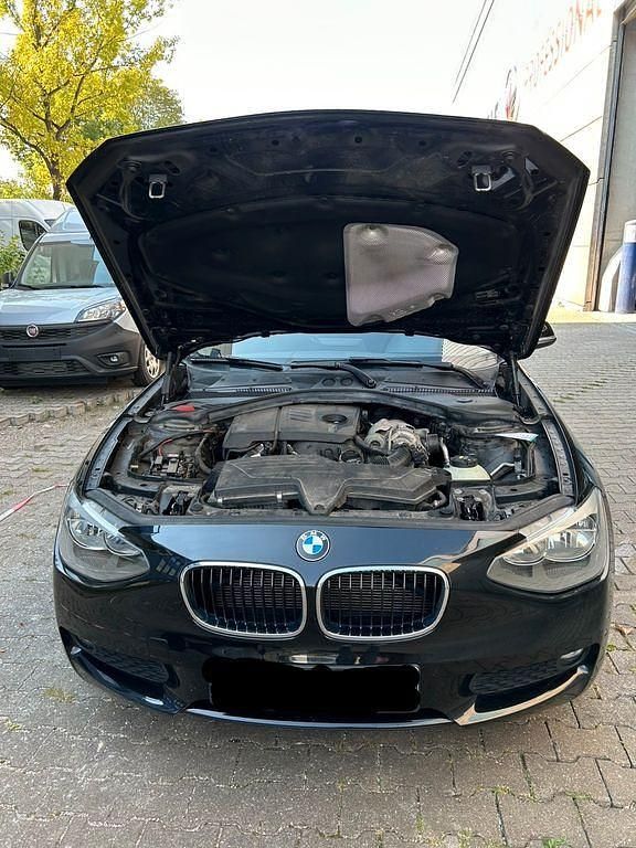 Gebraucht BMW 116 136 PS (100 kW) 2013 Schwarz Kleinwagen