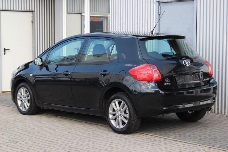 Gebraucht Toyota Auris Team 124 PS (91 kW) 2009 Schwarz Kleinwagen