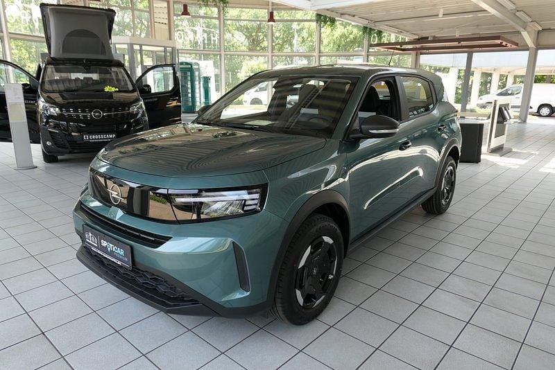 Grün Neu 2025 Opel Frontera Edition SUV | 23.990 € (Superpreis) - Bild 1/4