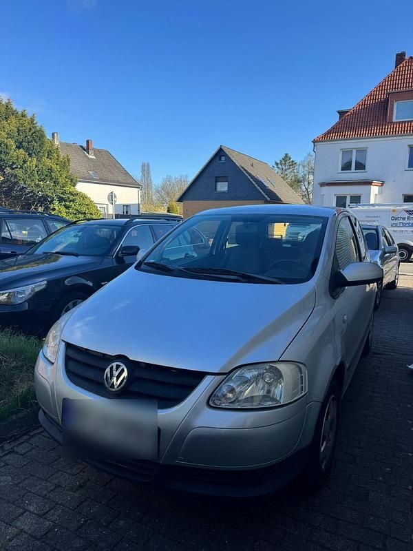Second-hand VW Fox 54 CP (39 kW) 2006 Gri Hatchback