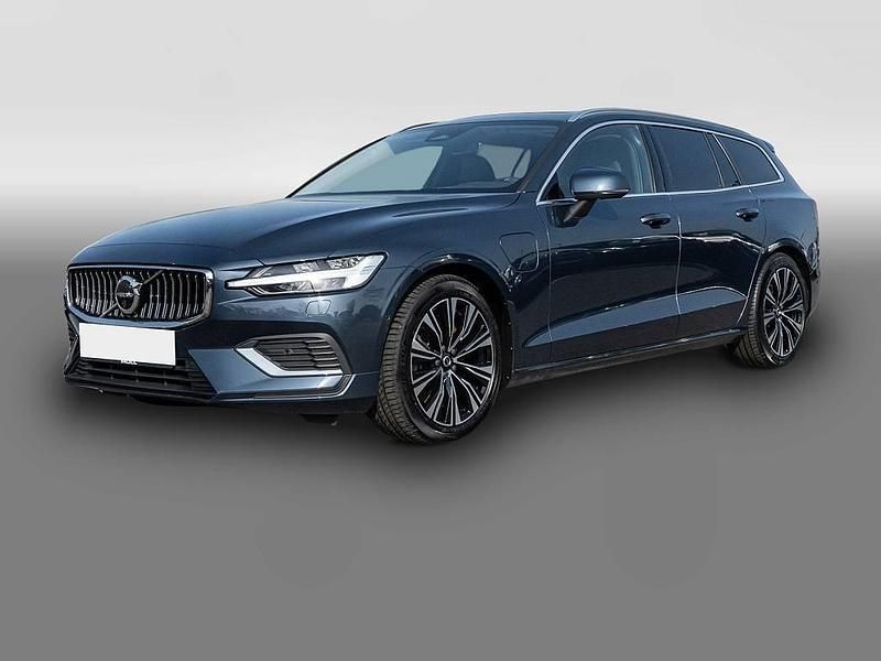 Gebraucht Volvo V60 Plus 253 PS (186 kW) 2022 Blau Kombi