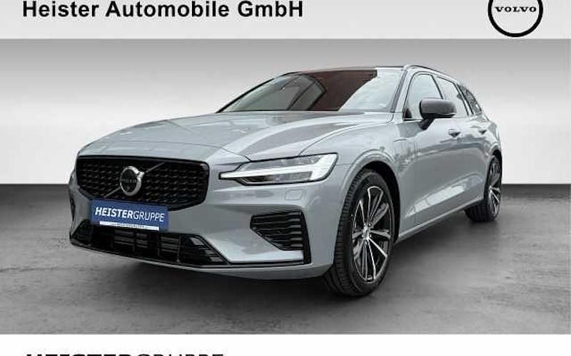 Grau Neu 2025 Volvo V60 Plus Kombi | 59.990 € (Fairer Preis) - Bild 1/4