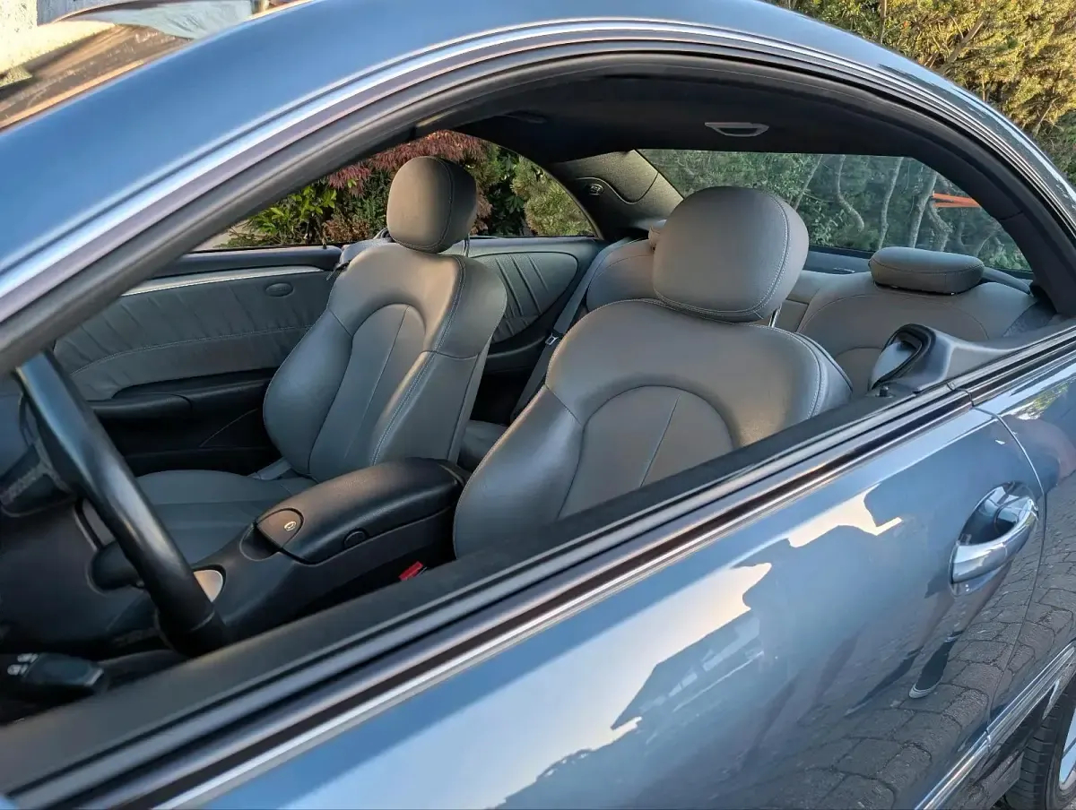 Gebraucht Mercedes CLK200 Avantgarde 163 PS (119 kW) 2007 Blau Coupé