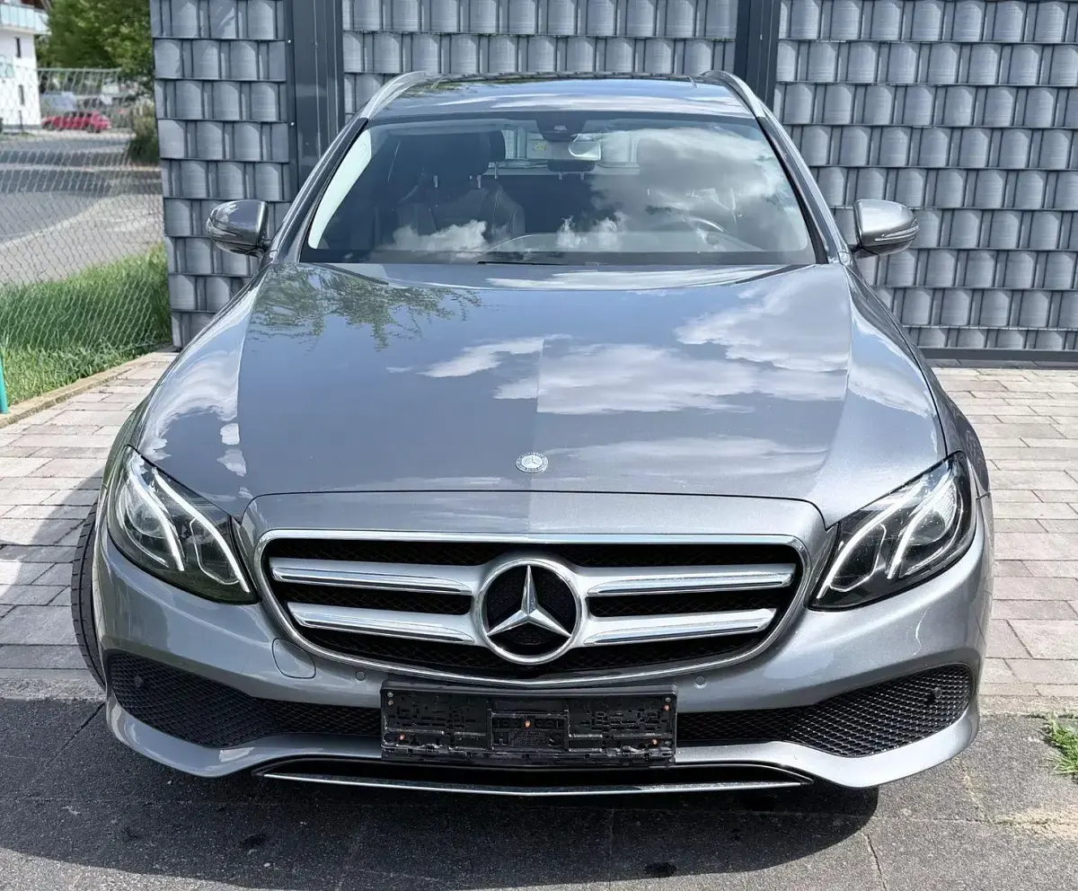 Brugt Mercedes E220 194 HK (142 kW) 2016 Grå Sedan