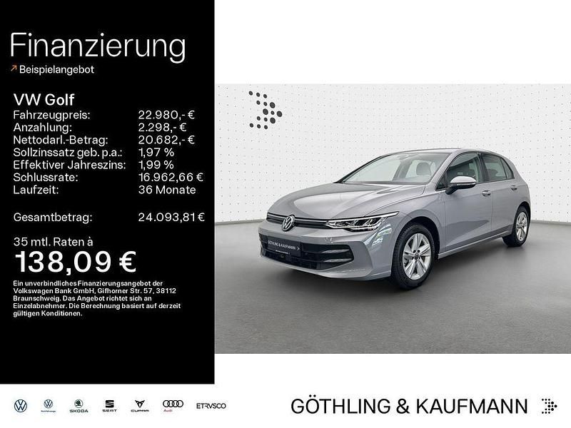 Grau Gebraucht 2024 VW Golf VIII Life Limousine | 22.980 € (Guter Preis) - Bild 1/4