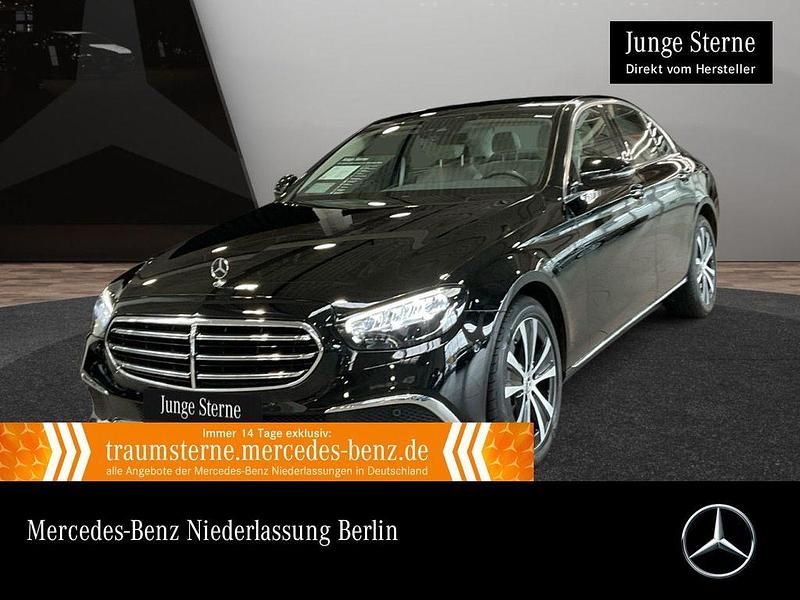 Schwarz Gebraucht 2022 Mercedes E220 Exclusive Limousine | 41.490 € (Teuer) - Bild 1/2