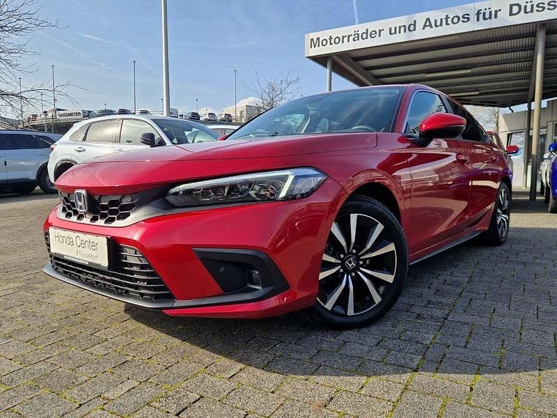 Gebraucht Honda Civic Elegance 184 PS (135 kW) 2025 Premium crystal red (rot) Limousine