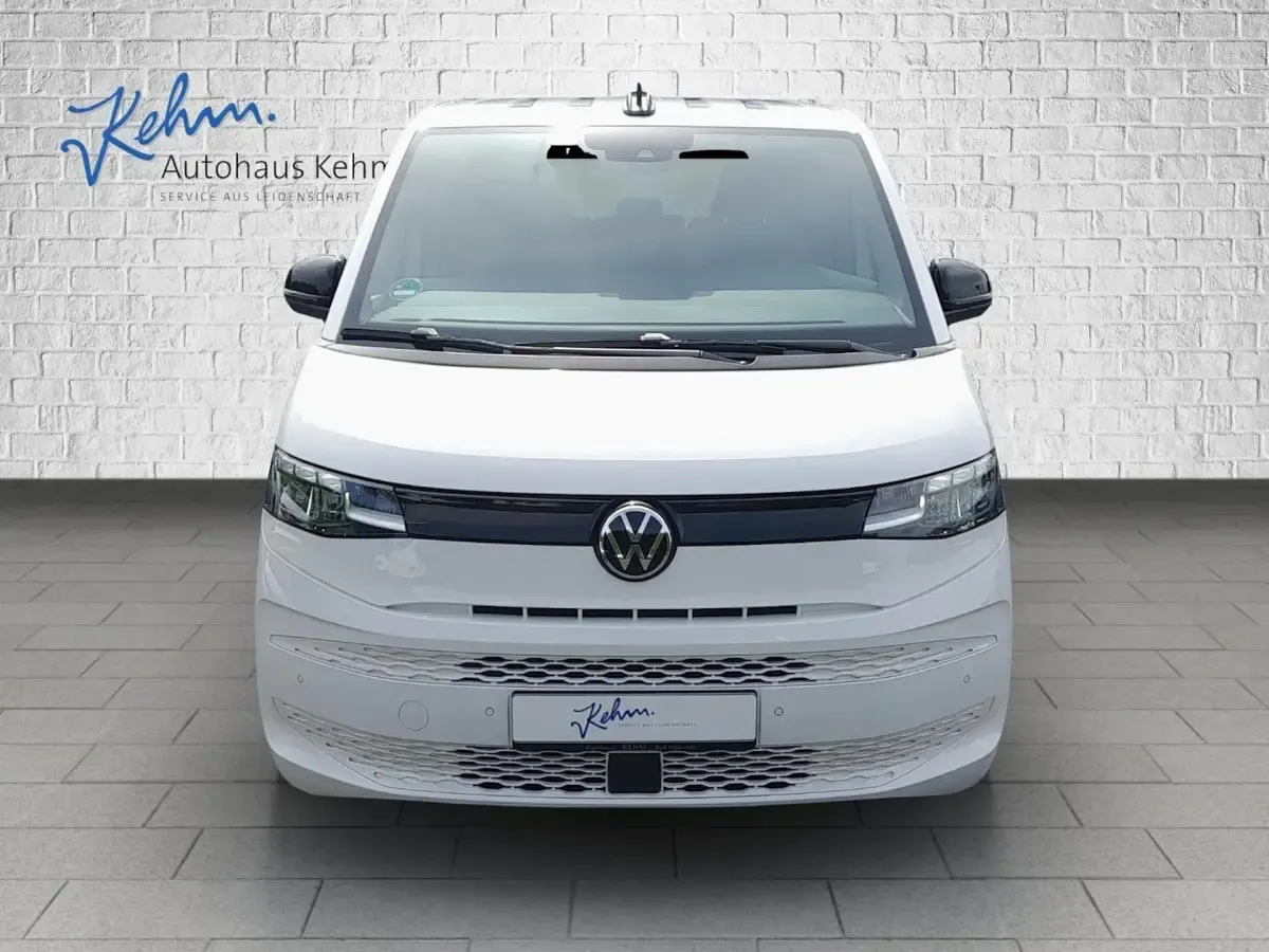 Usata VW Multivan Basis 150 CV (110 kW) 2024 Monovolume