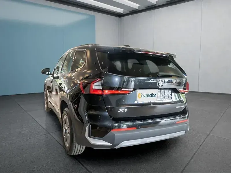 Neu BMW X1 156 PS (114 kW) 2025 Schwarz SUV