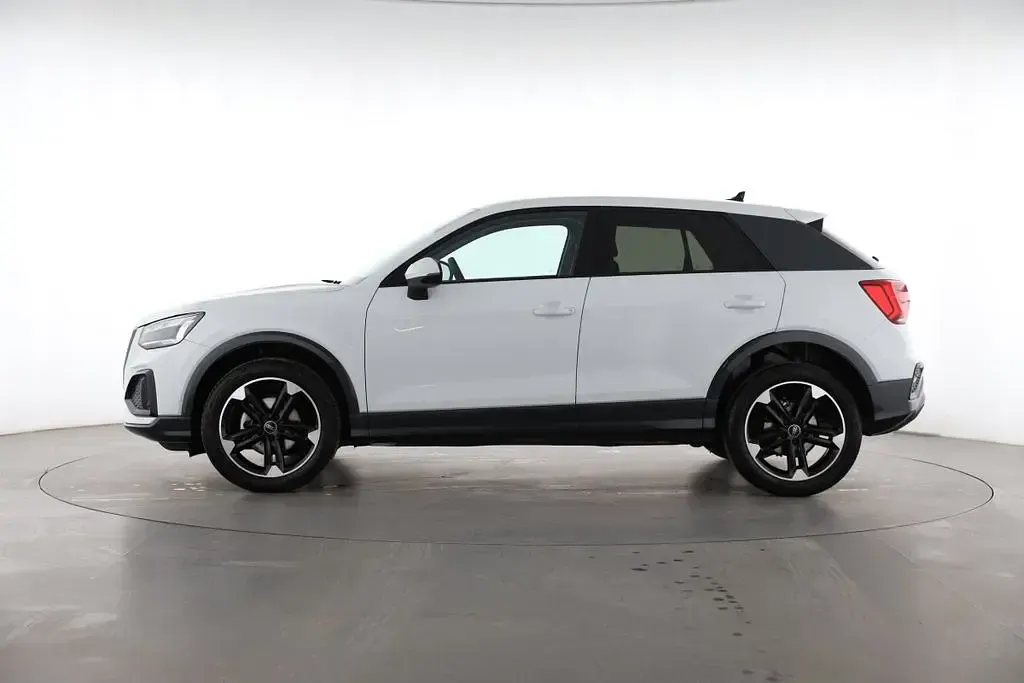 Używany Audi Q2 Advanced Plus 116 KM (85 kW) 2024 Biały SUV