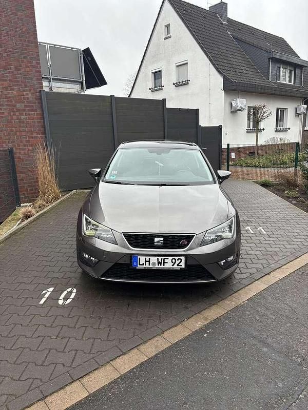 Gebraucht Seat Leon FR 179 PS (131 kW) 2016 Grau Coupé