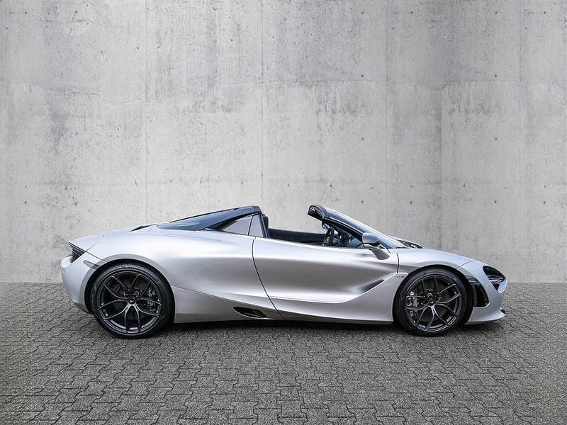 Gebraucht McLaren 720S 721 PS (530 kW) 2020 Supernova silver Cabrio