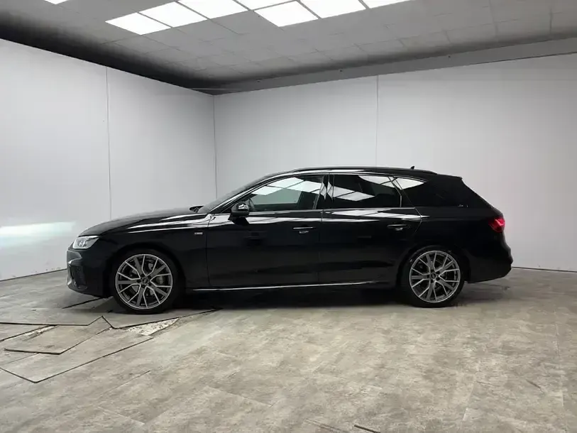 Gebraucht Audi A4 Competition 204 PS (150 kW) 2023 Mythosschwarz Kombi