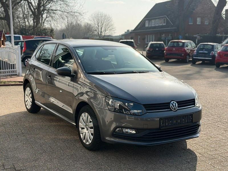 Gebraucht VW Polo Trendline 75 PS (55 kW) 2015 Grau Kleinwagen