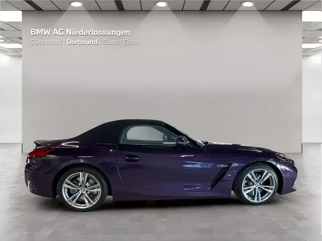 Gebraucht BMW Z4 M Sport 197 PS (144 kW) 2023 Violett Cabrio