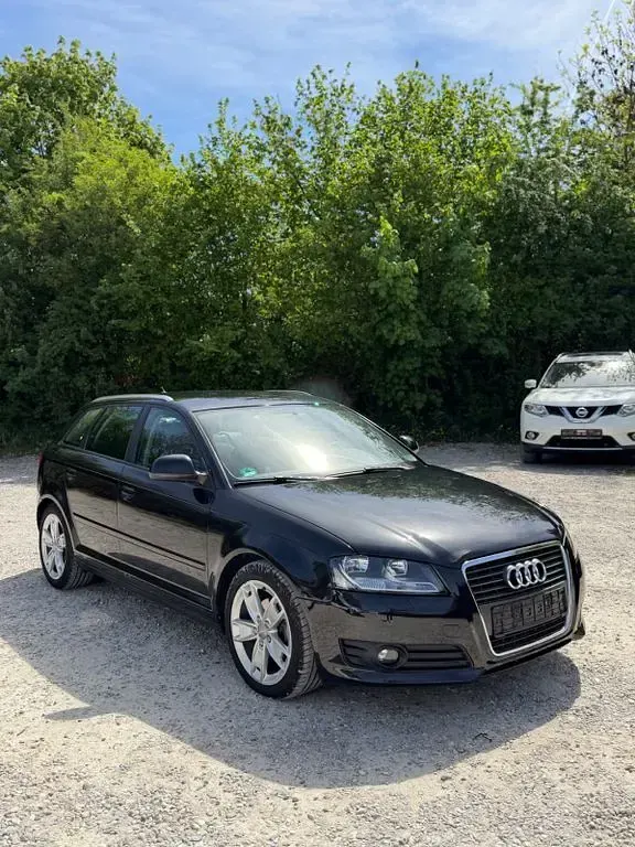 Second-hand Audi A3 Ambition 140 CP (102 kW) 2010 Negru Hatchback