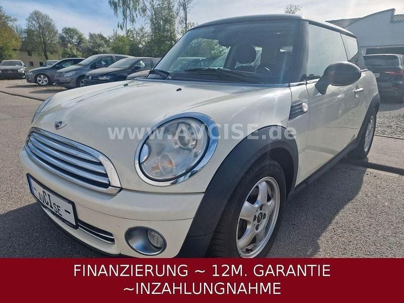 Used Mini Cooper 120 HP (88 kW) 2010 White Hatchback