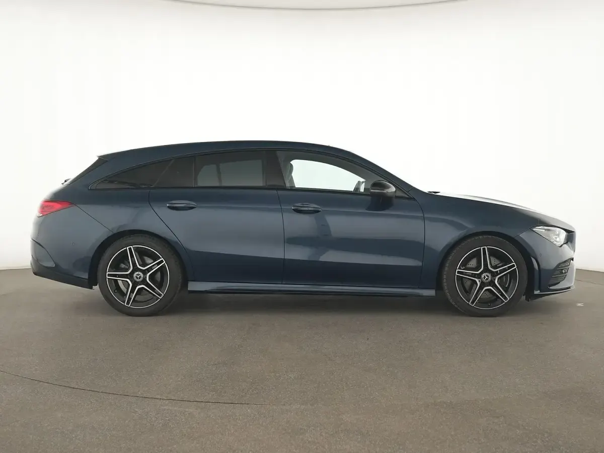 Gebraucht Mercedes CLA250 AMG 224 PS (164 kW) 2023 Denimblau Coupé
