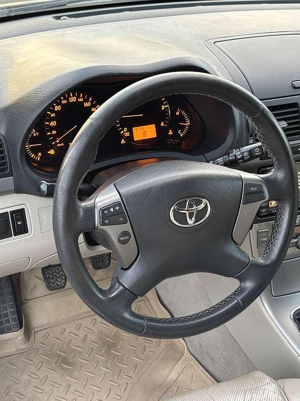 Gebraucht Toyota Avensis 177 PS (130 kW) 2007 Kombi