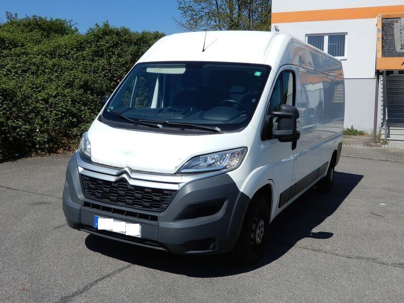 Weiß Gebraucht 2018 Citroën Jumper Proline Van / Kleinbus | 8.450 € (Fairer Preis) - Bild 1/4